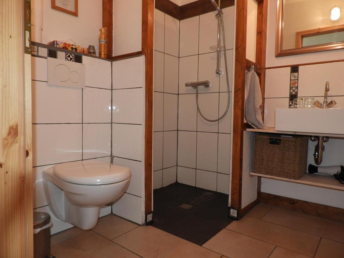 Ferienwohnung Rossenhof Weesby Buitenkant foto